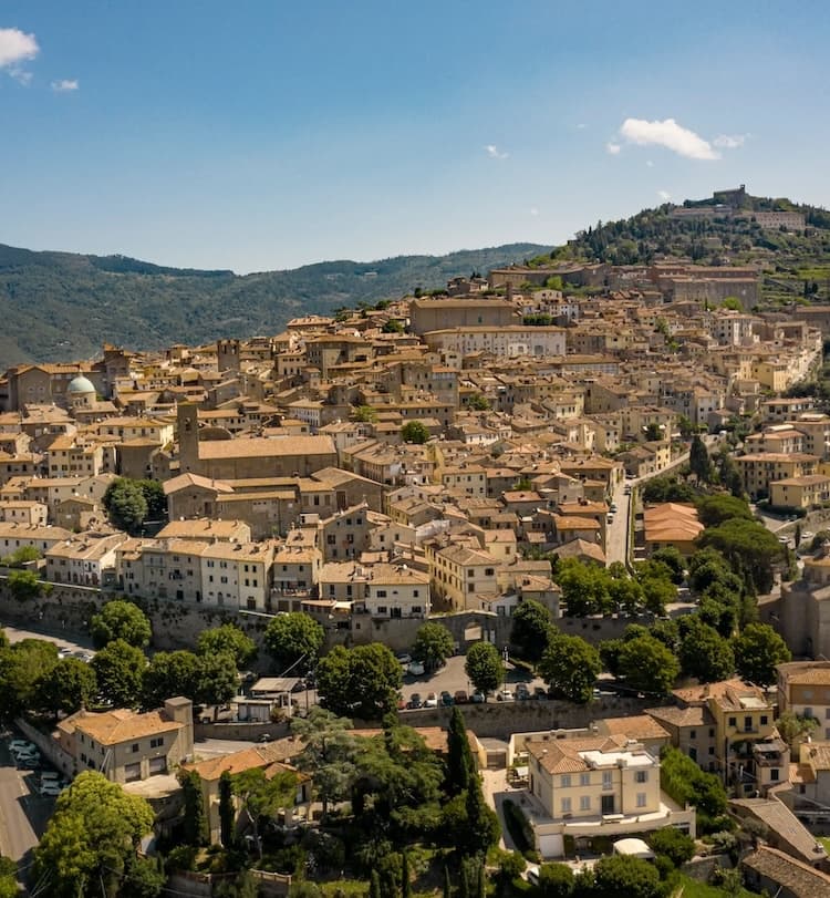 Cortona: Under the Tuscan Sun